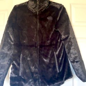 North Face Reversible Fuzzy jacket *like new